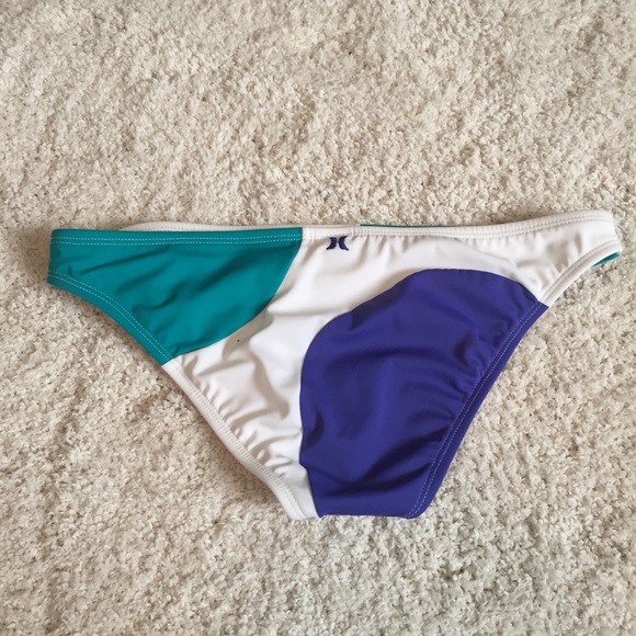 NWOT Hurley Bikini Bottoms - Picture 2 of 4